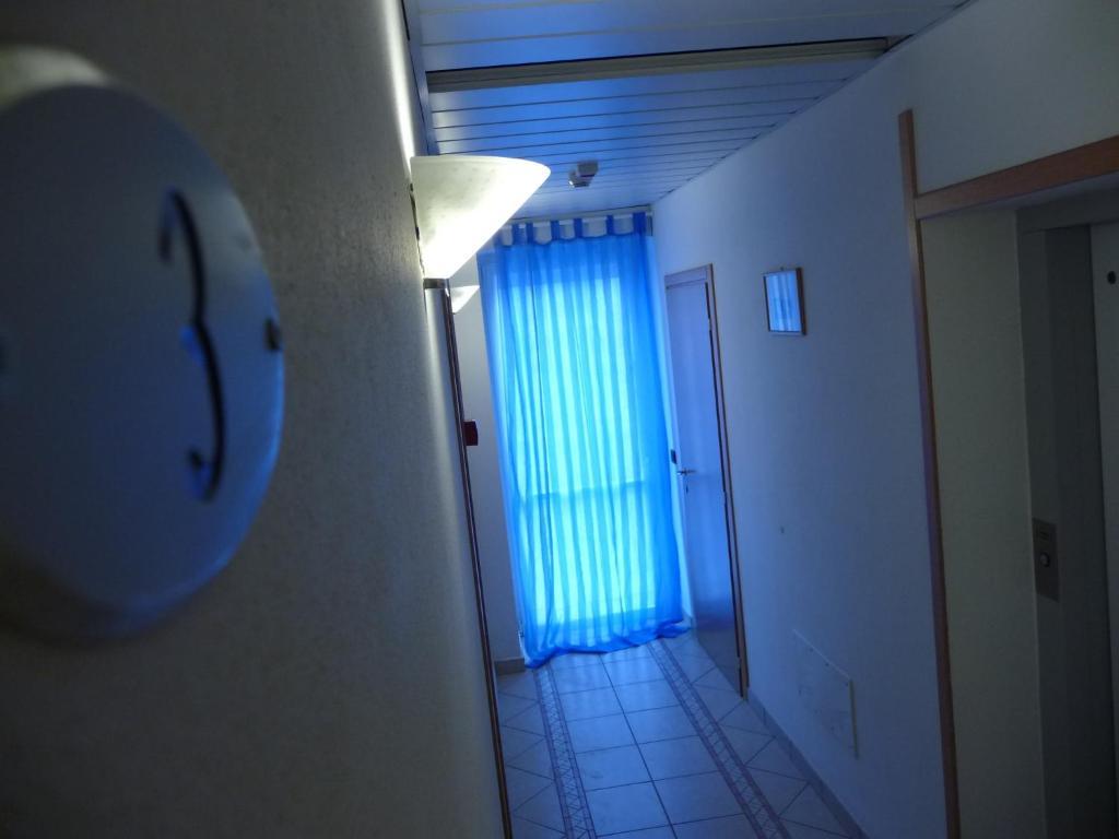 Desiree Hotel 3*